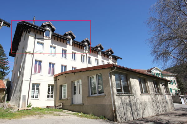 Appartement de 2.5 pièces d'env. 130 m2 au dernier étage 10