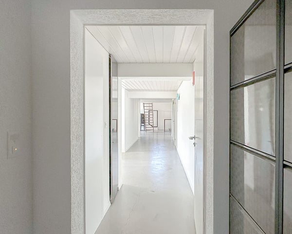 Appartement de 2.5 pièces d'env. 130 m2 au dernier étage 8