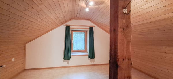 Maison villageoise de 5 pièces avec jardin et terrasse 9