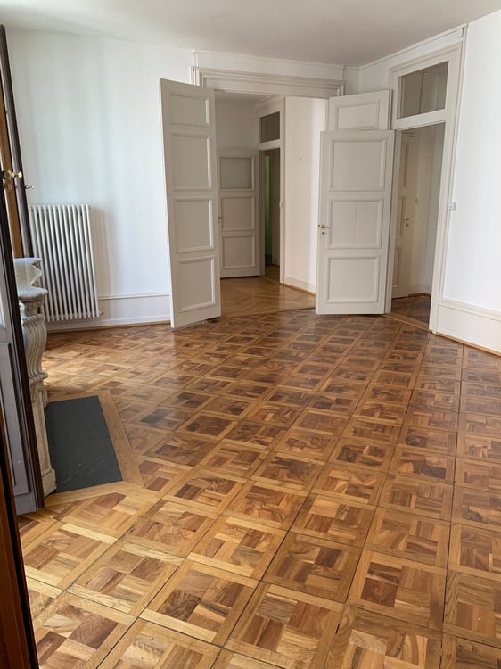 RUE DES PAQUIS - Appartement de 5 pièces au 2ème étage 6