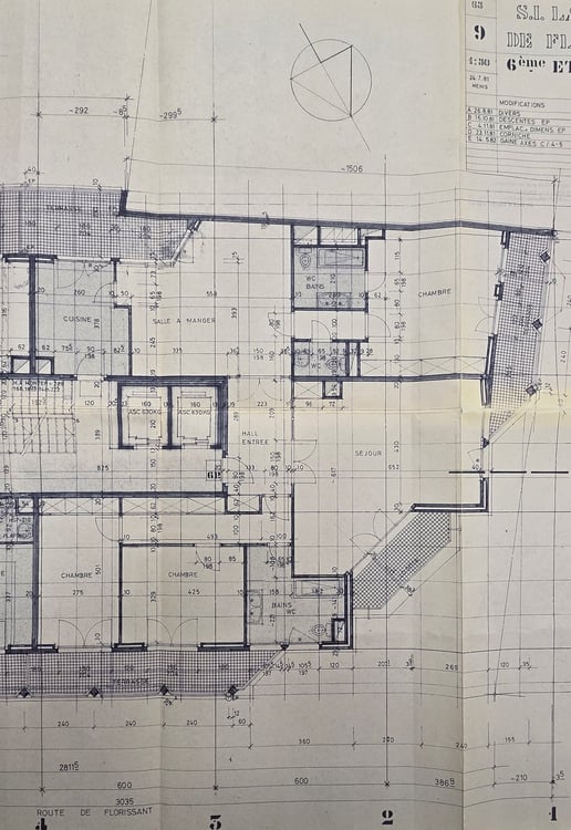Emplacement unique pour ce superbe appartement en étage proche de toutes les commodités 12