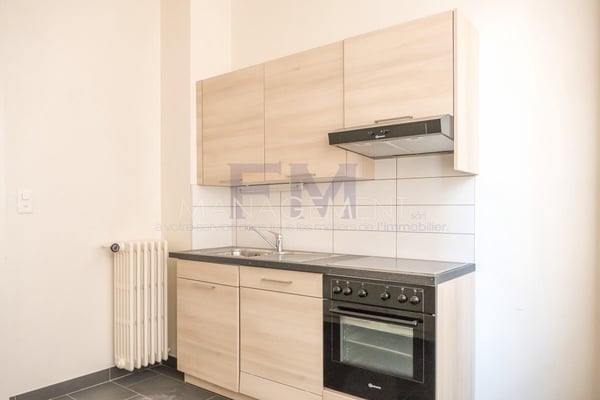 Florissant/Malagnou, Bd des Tranchées - 3 pcs d'env. 70m2 au 2ème étage 7