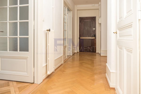 Florissant/Malagnou, Bd des Tranchées - 3 pcs d'env. 70m2 au 2ème étage 2
