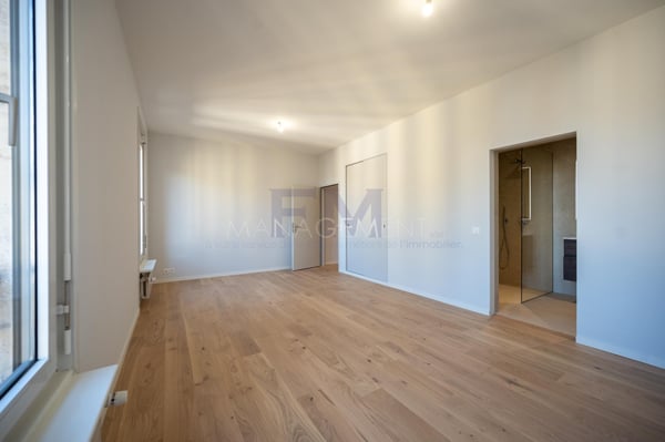 Centre-ville - Rue des Alpes - 4.5 pièces au 5ème étage 4