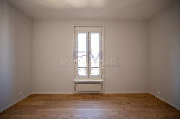 Centre-ville - Rue des Alpes - 4.5 pièces au 5ème étage 7