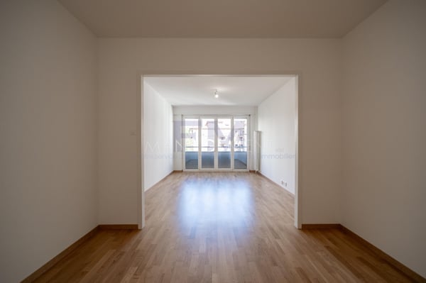Avenue De-Luserna - 5 pièces d'env. 84 m² au 3ème étage 2