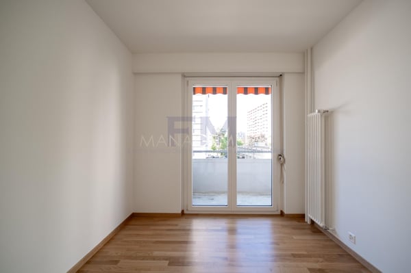 Avenue De-Luserna - 5 pièces d'env. 84 m² au 3ème étage 6