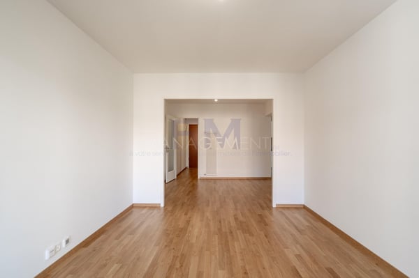Avenue De-Luserna - 5 pièces d'env. 84 m² au 3ème étage 4