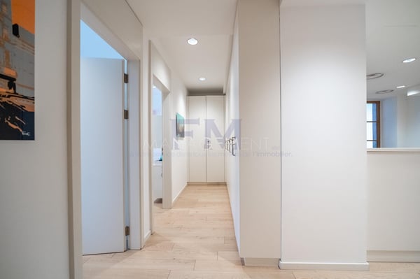 Rive droite, Bureaux , 7 rue des Alpes, 1er étage 7