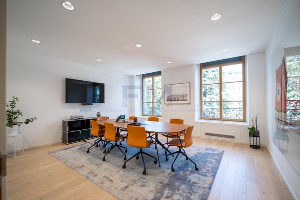 Rive droite, Bureaux , 7 rue des Alpes, 1er étage 3