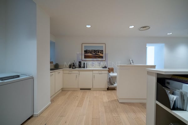 Rive droite, Bureaux , 7 rue des Alpes, 1er étage 10