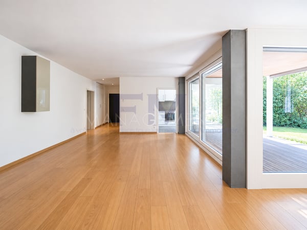 Chemin du Velours - 5 pièces d'env. 145 m² au rez-de-chaussée 9