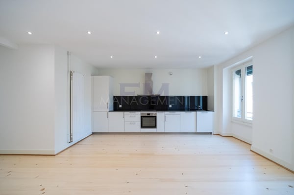 Avenue de la Jonction ? 5 pièces d'env. 107 m² au 5 ème étage 10