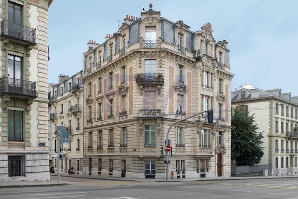 Boulevard des Philosophes - 2.5 pièces d'env. 230 m² au 4ème étage 1