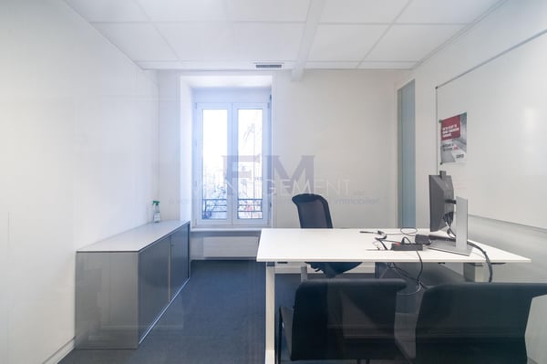 Rue des Alpes ? Bureaux d'env. 244 m² au 2ème étage 12