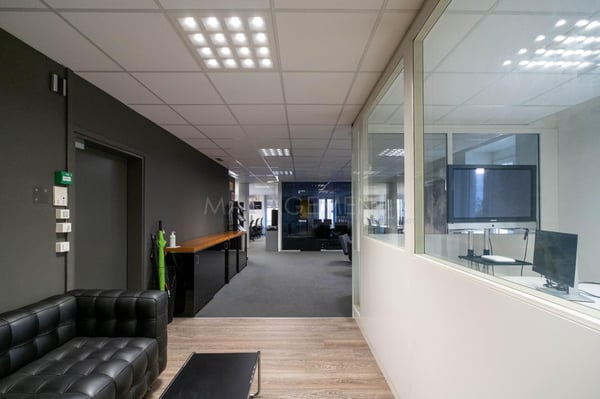 Rue des Alpes ? Bureaux d'env. 244 m² au 2ème étage 10