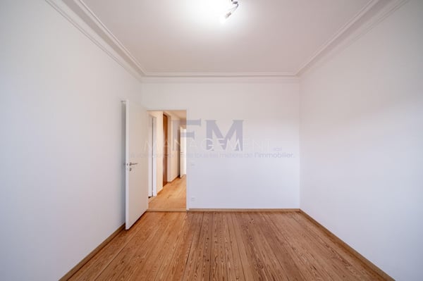 Rue Henri-Christiné ? 3,5 pièces d'env. 70.6 m² au 5ème étage & combles aménagés 9