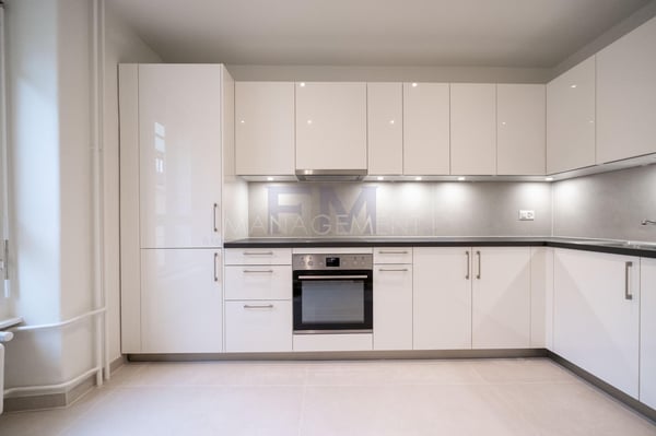 Rue Henri-Christiné ? 3,5 pièces d'env. 70.6 m² au 5ème étage & combles aménagés 2