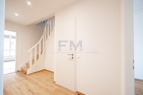 Rue Henri-Christiné ? 3,5 pièces d'env. 70.6 m² au 5ème étage & combles aménagés 12