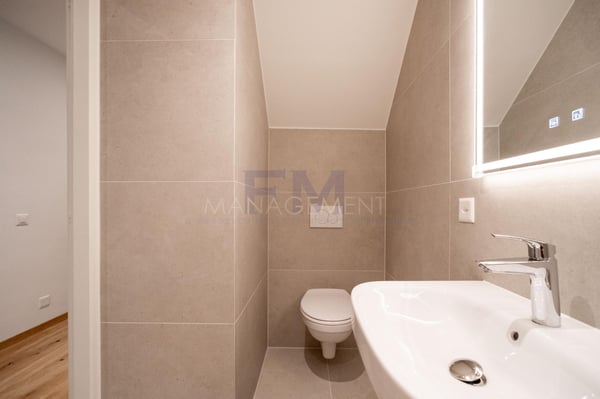 Rue Henri-Christiné ? 3,5 pièces d'env. 70.6 m² au 5ème étage & combles aménagés 6