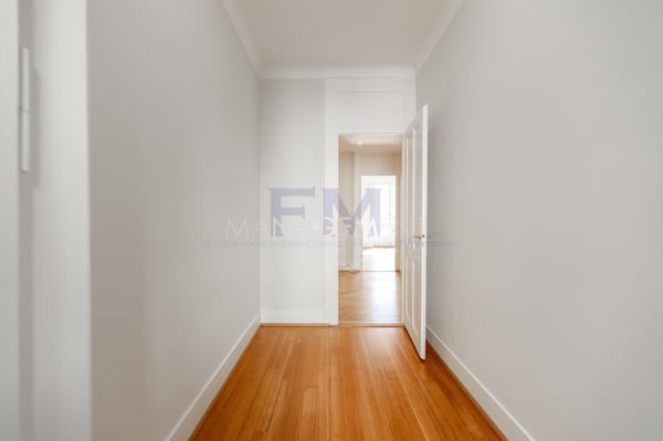 Rue Barthélemy-Menn ? 5,5 pièces d'environ 113 m² au 2ème étage 5