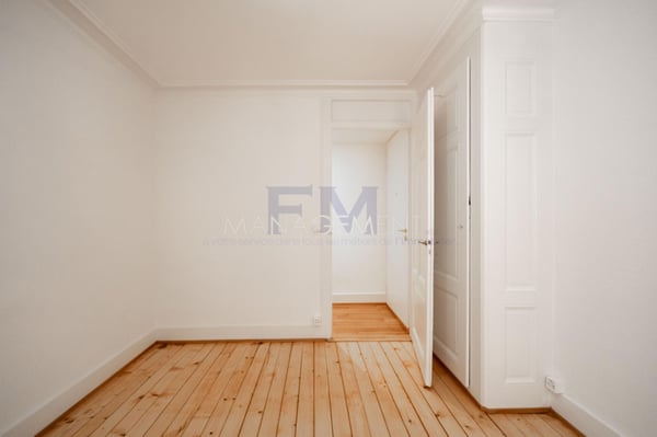 Pâquis, rue de Monthoux, 2 pièces au 3ème étage, env 31m2 3