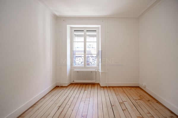 Pâquis, rue de Monthoux, 2 pièces au 3ème étage, env 31m2 1