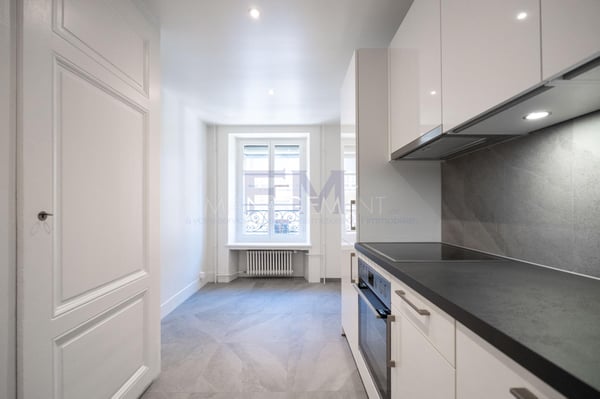 Pâquis, rue de Monthoux, 2 pièces au 3ème étage, env 31m2 6