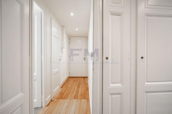 Pâquis, rue de Monthoux, 2 pièces au 3ème étage, env 31m2 2