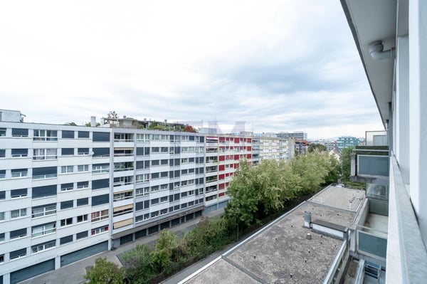Avenue De-Luserna ? 2 pièces d'env. 34 m² au 6ème étage 11