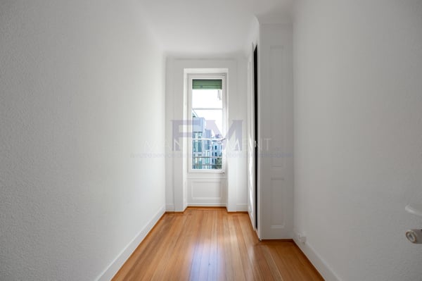Cluse/Hôpital - Rue Barthélémy-Menn - 5 pièces au 4ème étage, env. 100m2 9
