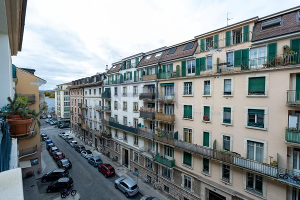 Rue Cingria ? 2 pièces d'env. 31 m² au 4ème étage 12