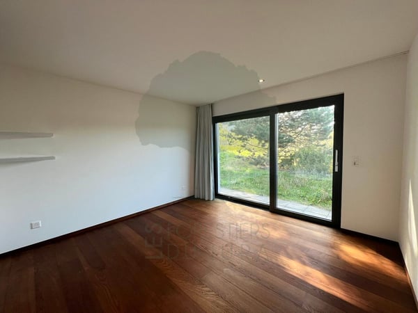 Magnifique maison d'architecte de 300m2 sur une parcelle de 2'333m2 9