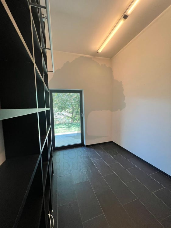 Magnifique maison d'architecte de 300m2 sur une parcelle de 2'333m2 5
