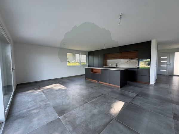 Magnifique maison neuve disponible maintenant à Courtételle 5