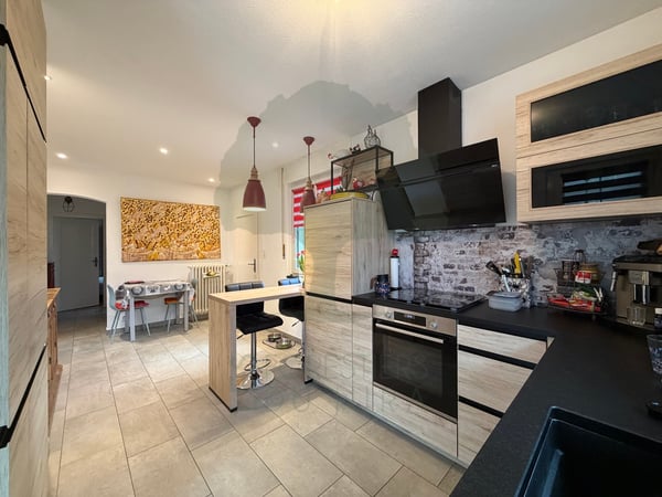 Belle maison familiale de 146 m² sur une parcelle de 818m2 à Alle 6