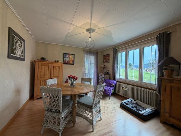 Belle maison familiale de 146 m² sur une parcelle de 818m2 à Alle 9