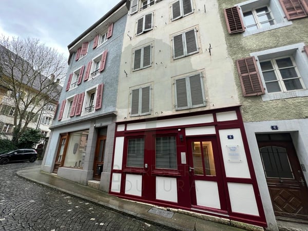 Charmant appartement avec mezzanine en vieille ville de Porrentruy 10