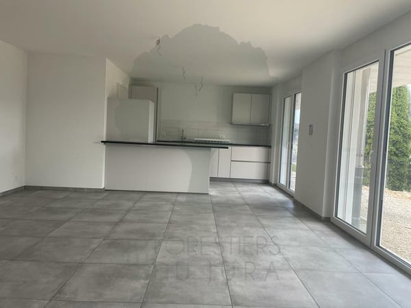 Magnifique appartement de 3.5 pièces avec jardin privatif 4