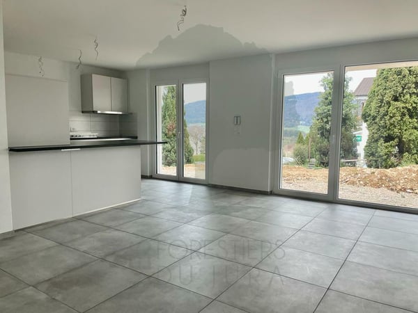 Magnifique appartement de 3.5 pièces avec jardin privatif 1
