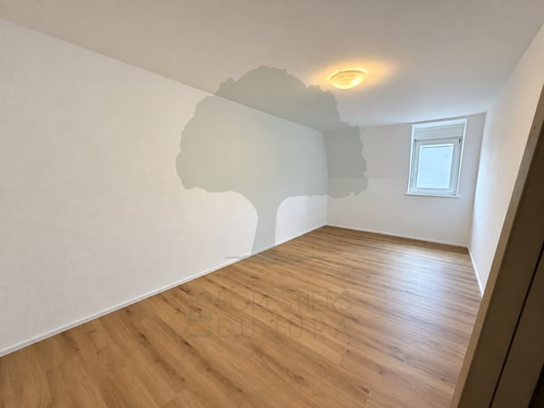Spacieux 4.5 pièces en duplex entièrement rénové à Delémont 11