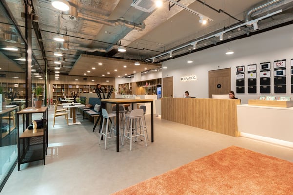 Werde Teil eines kollaborativen Coworking-Umfelds in Spaces Ambassador House 4