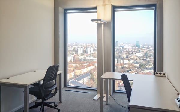 Buche Großraumbüros für Unternehmen jeder Größe in Spaces Grosspeter Tower 24