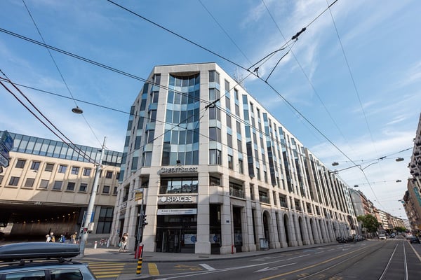 Un bureau de coworking ouvert entièrement équipé pour vous et votre équipe à Spaces Main Station 2