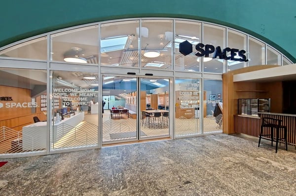 Voll ausgestattete private Büroräume für dich und dein Team in Spaces Z.ONE 14