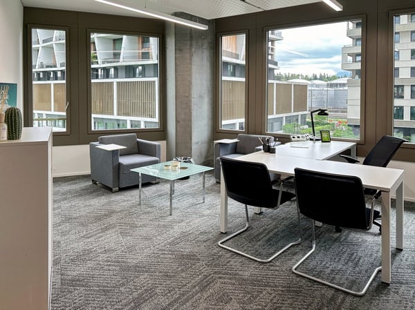 Buche Großraumbüros für Unternehmen jeder Größe in Spaces Suurstoffi 19