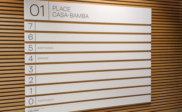 Un bureau de coworking ouvert entièrement équipé pour vous et votre équipe à Quartier de l'Étang 2