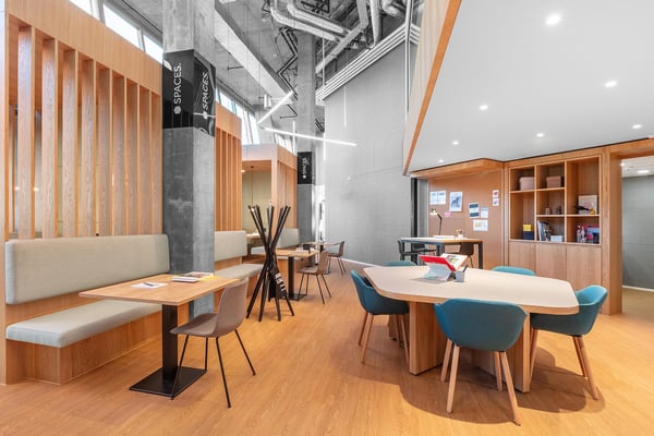 Buche Großraumbüros für Unternehmen jeder Größe in Spaces The Circle 6 4