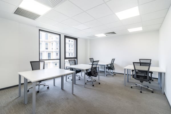 Bureau design pour 40 à Spaces Quai de l'Ile 3