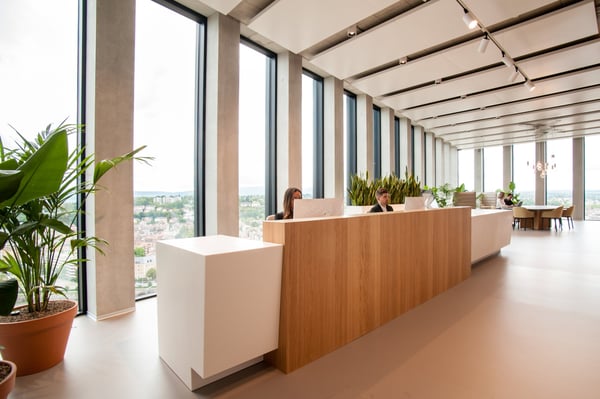 Büroräume für 50 in Spaces Grosspeter Tower 4